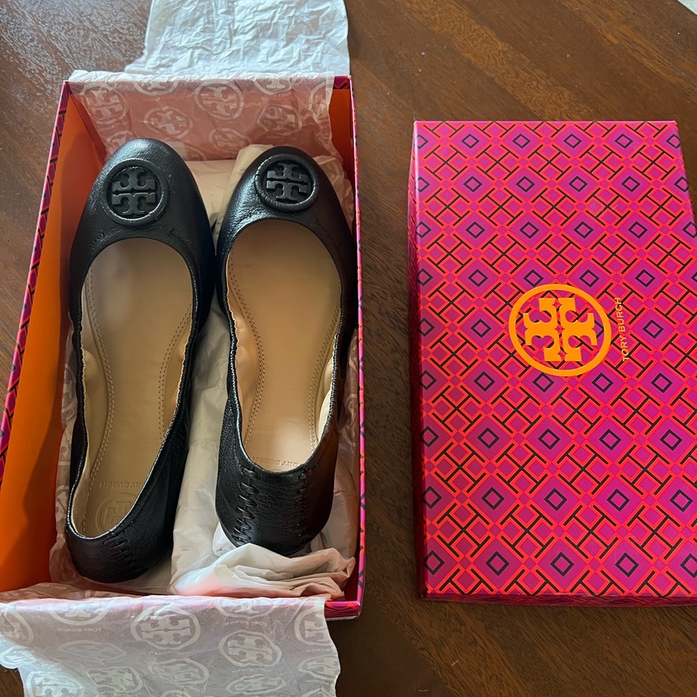 Tory Burch Allie Ballet size 8